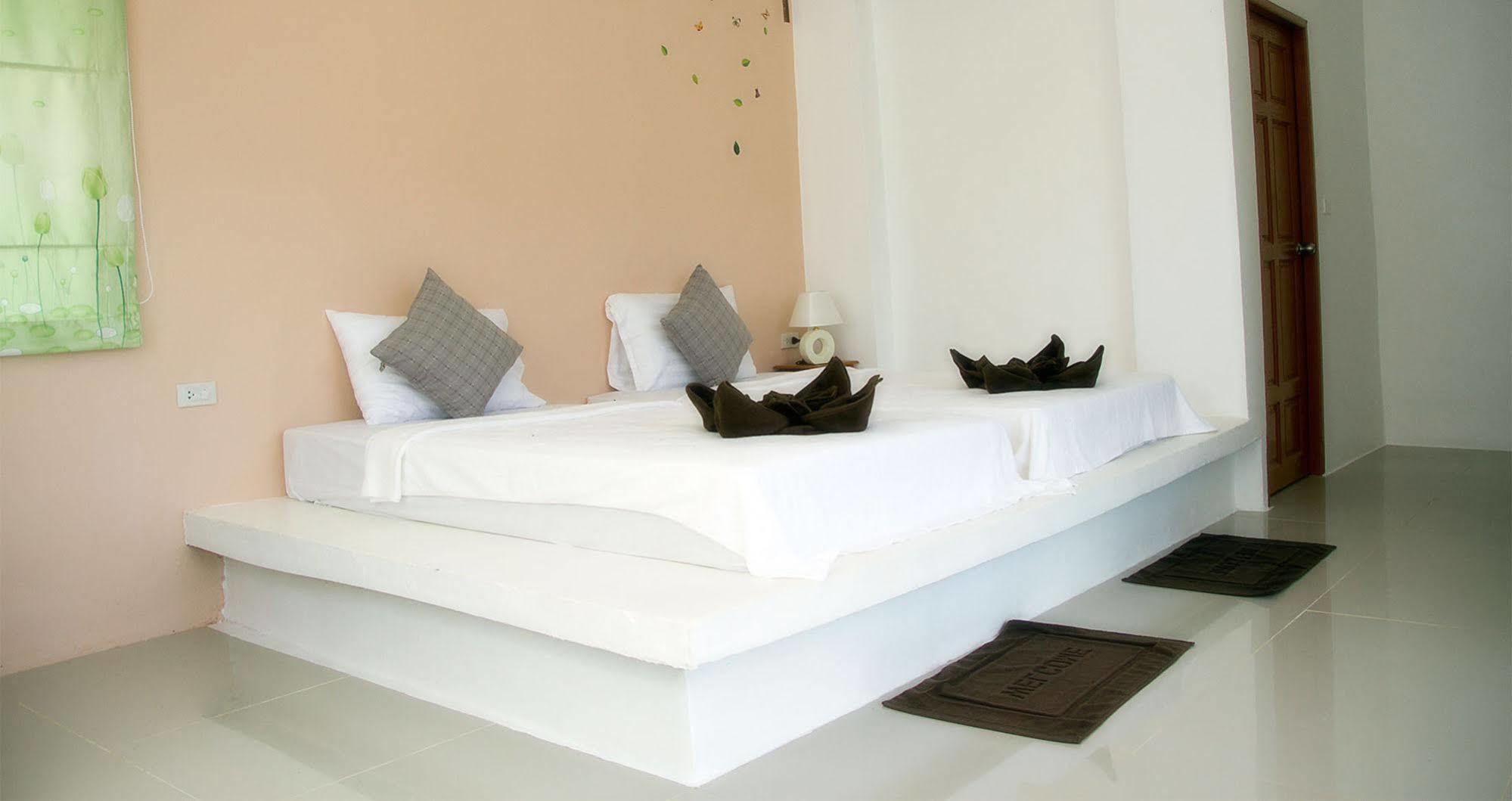 Hotel Keereelay Ko Lanta Esterno foto