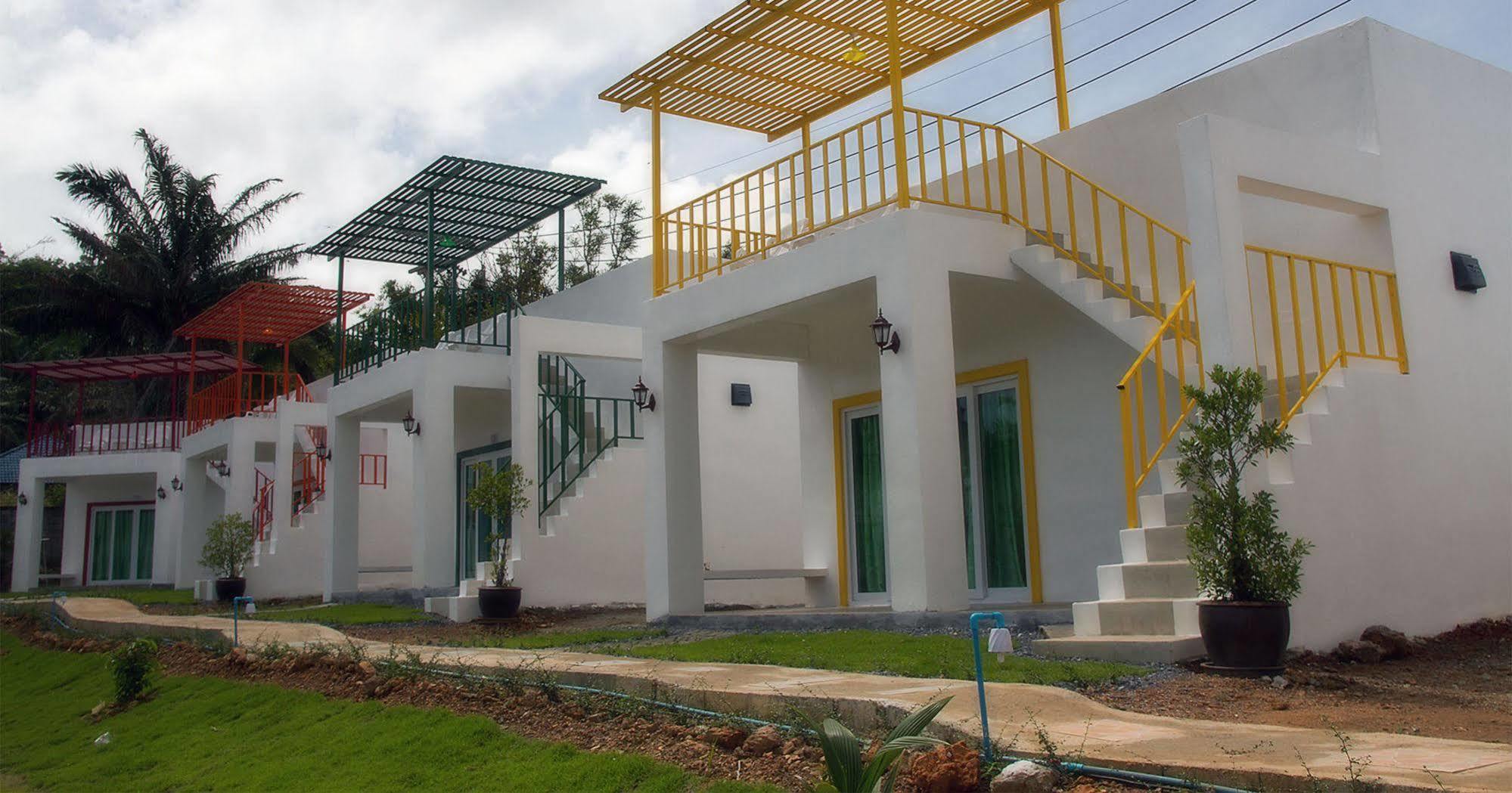 Hotel Keereelay Ko Lanta Esterno foto