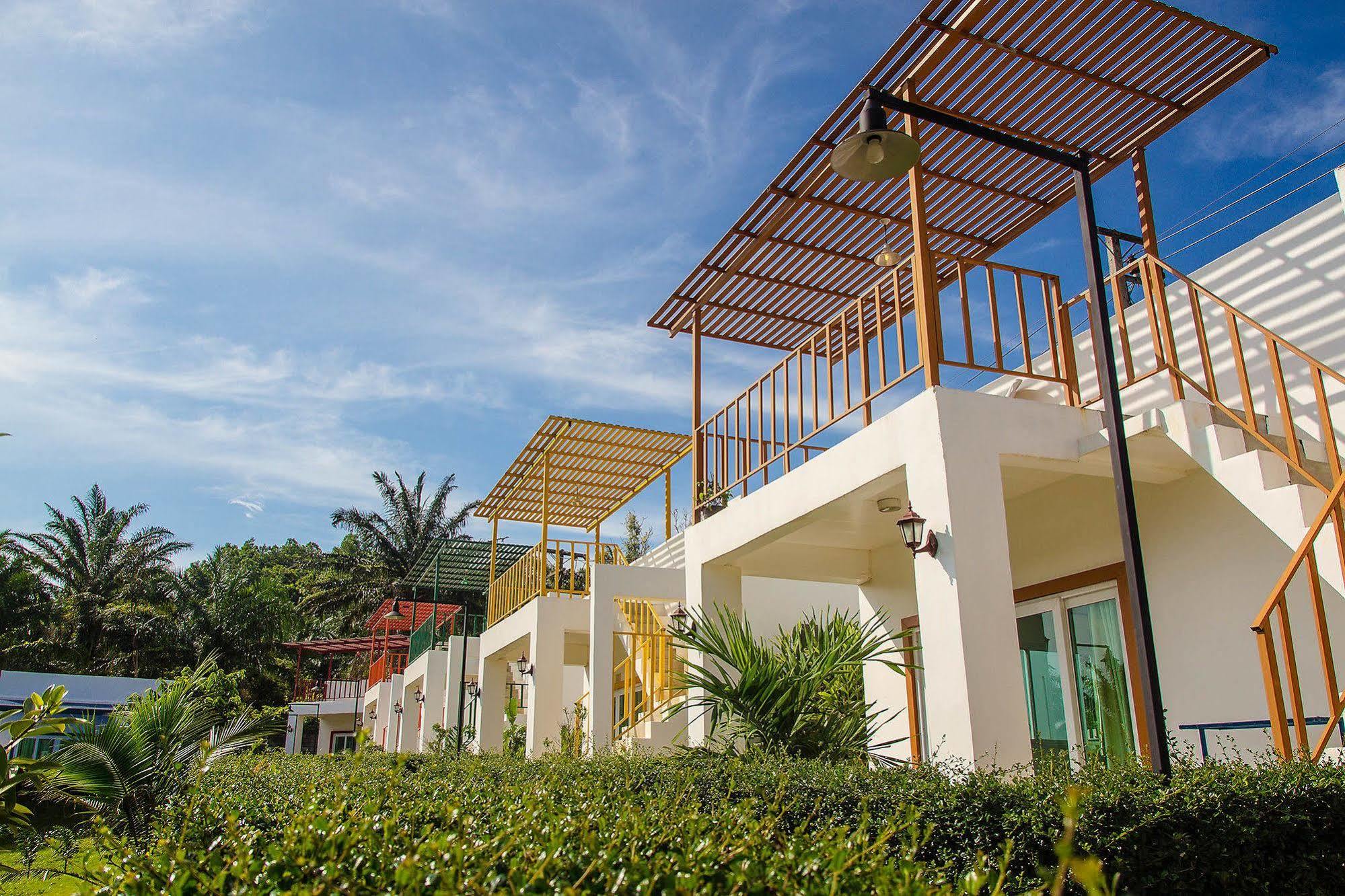 Hotel Keereelay Ko Lanta Esterno foto