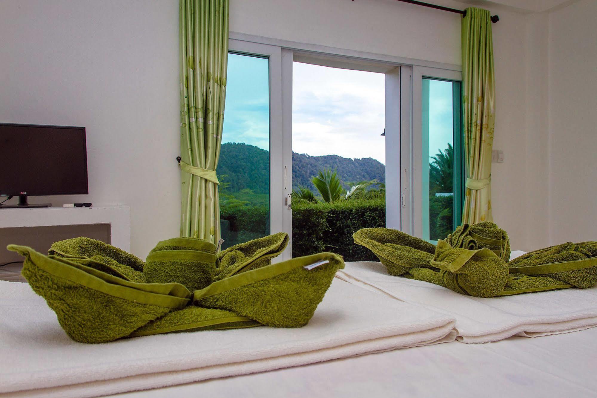 Hotel Keereelay Ko Lanta Esterno foto